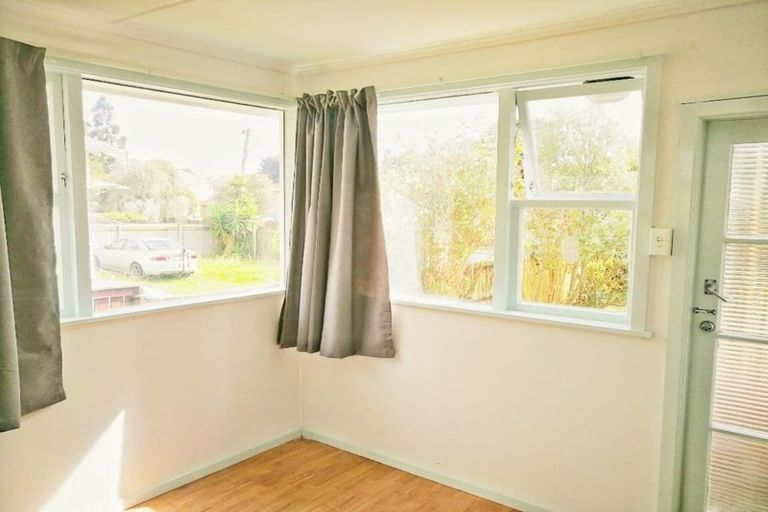 Photo of property in 1/34 Miro Street, New Lynn, Auckland, 0600