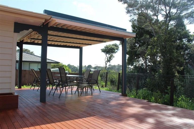 Photo of property in 169f Colwill Road, Massey, Auckland, 0614