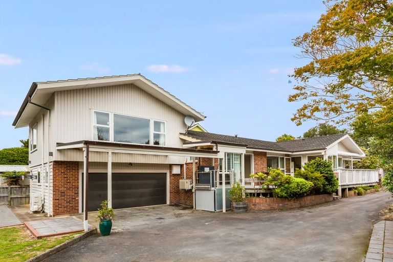 Photo of property in 40 Wai-iti Crescent, Woburn, Lower Hutt, 5010