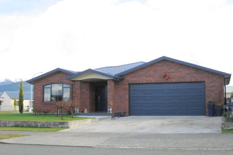 Photo of property in 29 Govan Drive, Te Anau, 9600