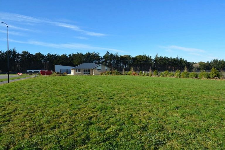 Photo of property in 14 Lumsden Drive, Waikiwi, Invercargill, 9810