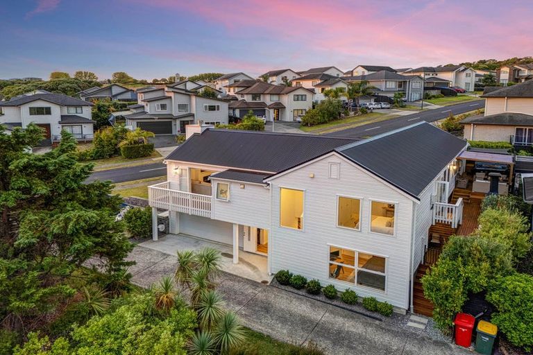 Photo of property in 6 Parkview Drive, Gulf Harbour, Whangaparaoa, 0930