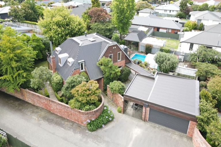 Photo of property in 15 Oak Grove, Ashburton, 7700