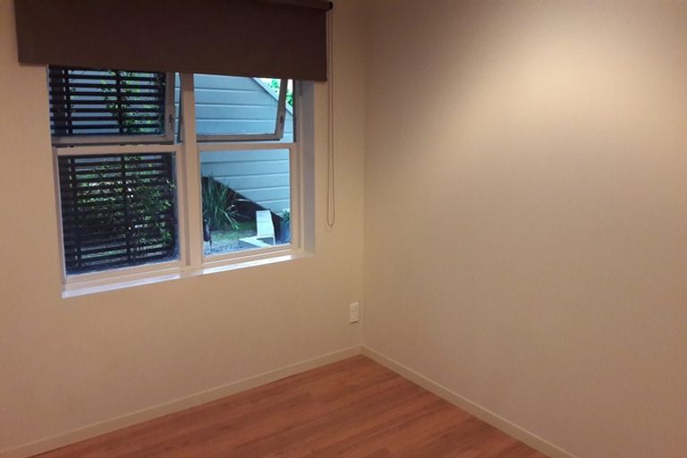 Photo of property in 25 Gulf View Road, Murrays Bay, Auckland, 0630