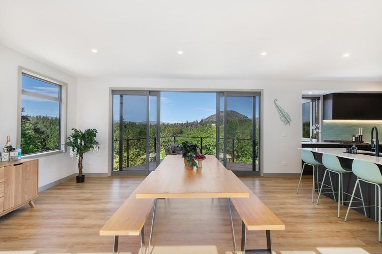 Photo of property in 293 Riverbank Road, Wanaka, 9382