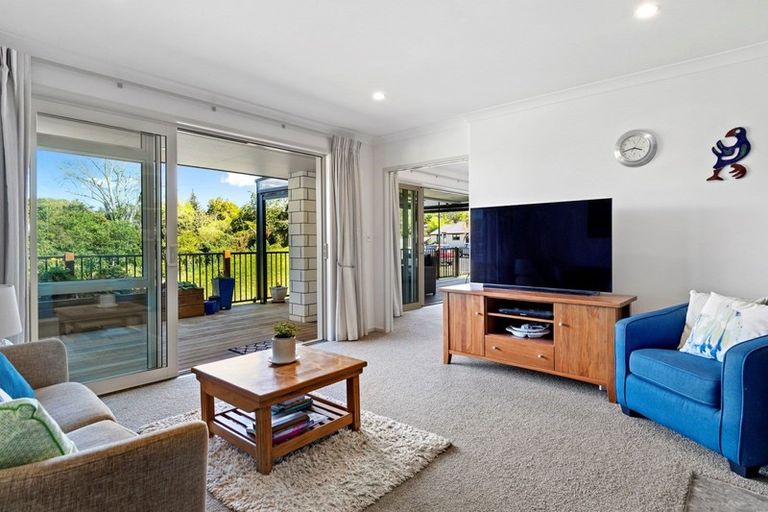 Photo of property in 43 Parau Drive, Bethlehem, Tauranga, 3110