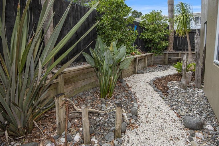 Photo of property in 19b Commins Road, Onerahi, Whangarei, 0110