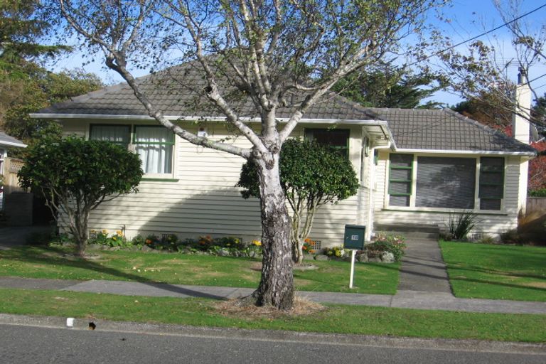Photo of property in 18 Parnell Street, Fairfield, Lower Hutt, 5011