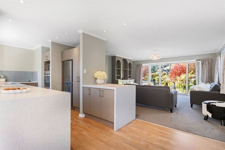 Photo of property in 12 Glamis Place, Cashmere, Christchurch, 8022