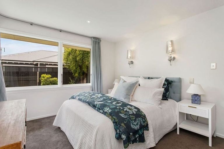 Photo of property in 1/46 Thornycroft Street, Fendalton, Christchurch, 8052