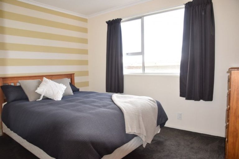 Photo of property in 90 Bay Road, Grasmere, Invercargill, 9810