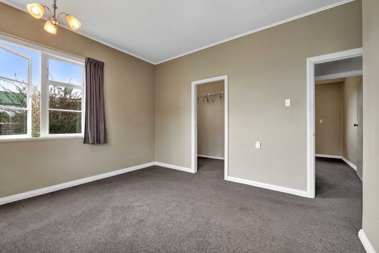 Photo of property in 68 Conway Road, Eltham, 4322