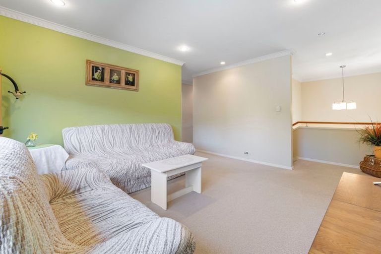 Photo of property in 153a Bucklands Beach Road, Bucklands Beach, Auckland, 2012