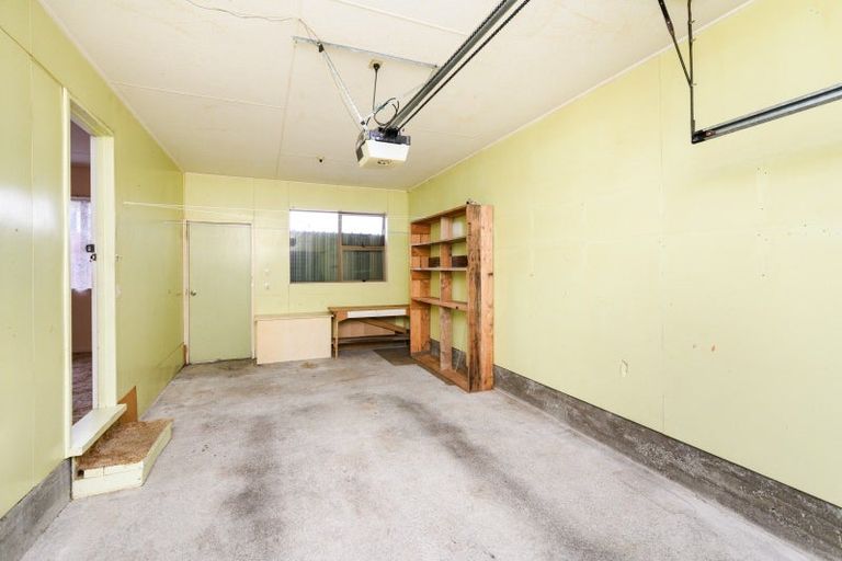 Photo of property in 2 Bethel Court, Milson, Palmerston North, 4414