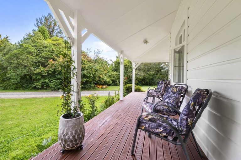 Photo of property in 1 Takapari Road, Pohangina, Ashhurst, 4884