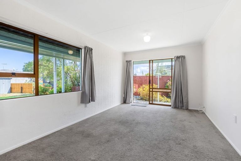 Photo of property in 25 Tobin Place, Richmond Heights, Taupo, 3330