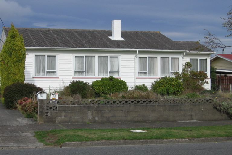 Photo of property in 2/15 Burcham Street, Taita, Lower Hutt, 5011