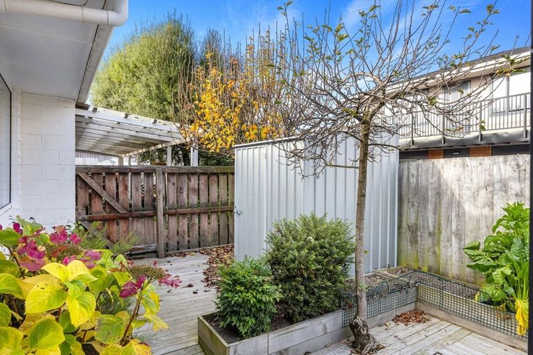 Photo of property in 4/9 Division Street, Riccarton, Christchurch, 8041