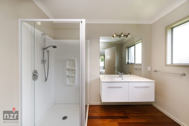 Photo of property in 1b Wellington Street, Feilding, 4702