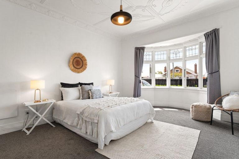 Photo of property in 33 Beach Street, Saint Clair, Dunedin, 9012