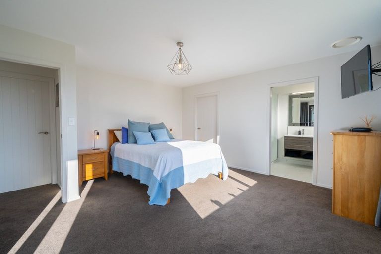 Photo of property in 64 Rodeo Drive, Te Anau, 9600