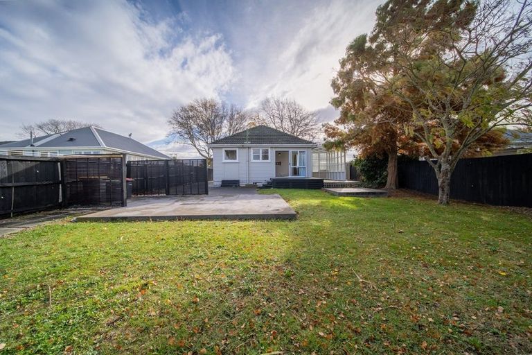 Photo of property in 52 Skipton Street, Mairehau, Christchurch, 8013