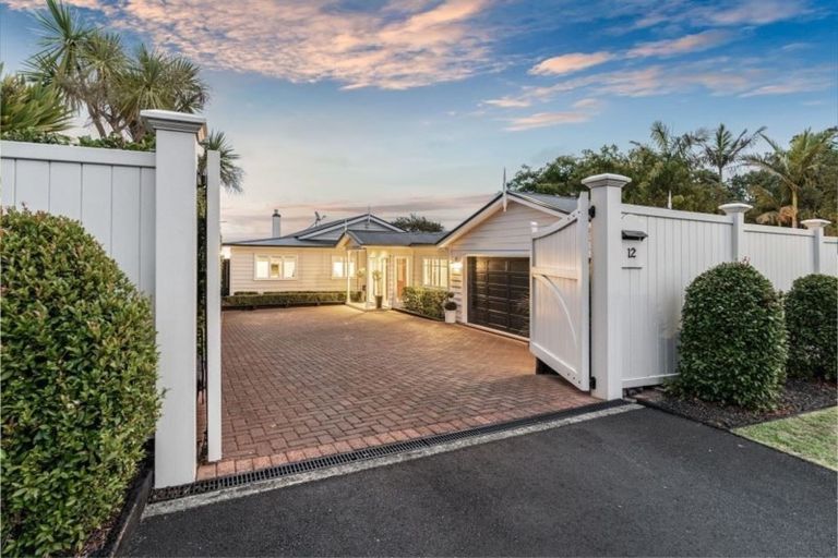 Photo of property in 12 Rame Road, Greenhithe, Auckland, 0632