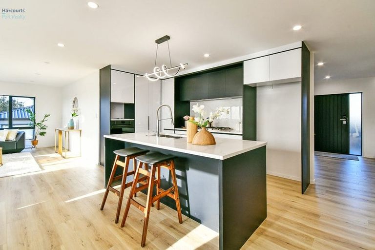 Photo of property in 66 Cape Hill Road, Pukekohe, 2120