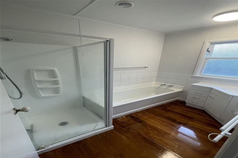 Photo of property in 12 Campbell Street, Leamington, Cambridge, 3432