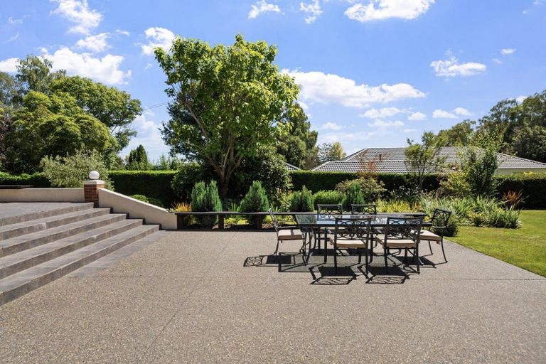 Photo of property in 9 Riccarton Road East, East Taieri, Mosgiel, 9024