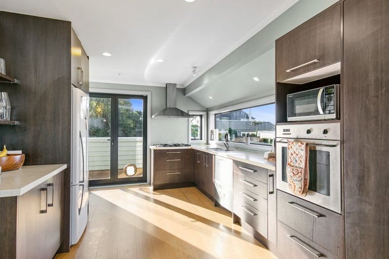 Photo of property in 99 Cashmere Avenue, Khandallah, Wellington, 6035