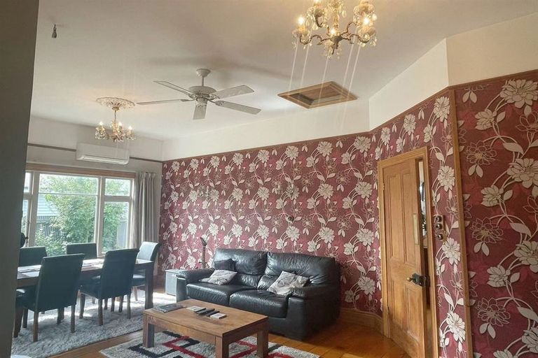 Photo of property in 128 Middlepark Road, Sockburn, Christchurch, 8042