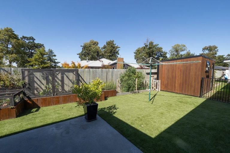 Photo of property in 12 Kelburn Place, Tinwald, Ashburton, 7700