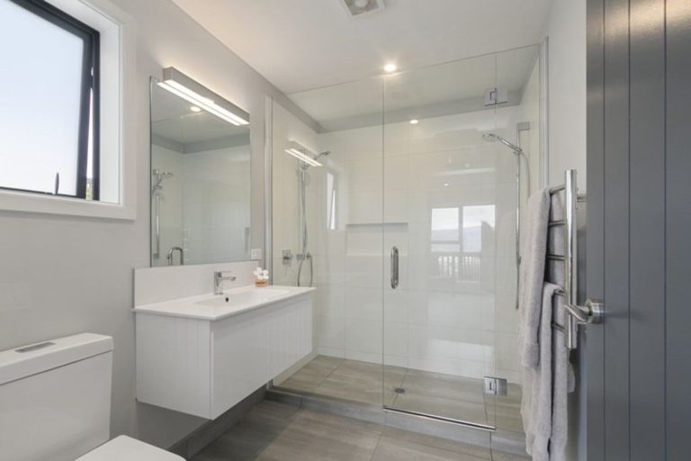 Photo of property in 185 Park Road, Belmont, Lower Hutt, 5010