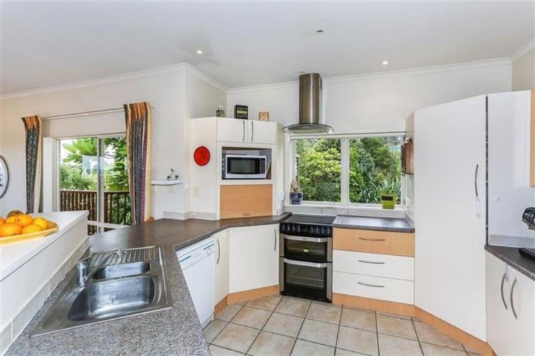 Photo of property in 512 Redoubt Road, Flat Bush, Auckland, 2019