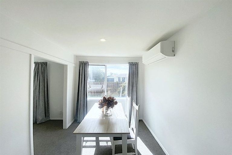 Photo of property in 19 Mckellar Place, Hornby, Christchurch, 8042
