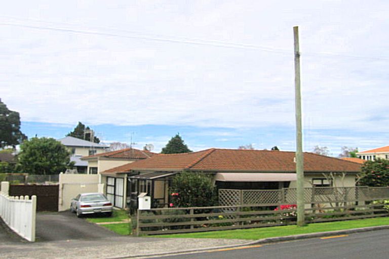 Photo of property in 35 Briarley Street, Tauranga South, Tauranga, 3112