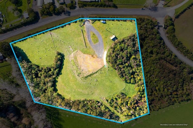 Photo of property in 30 Hull Road, Waitoki, Kaukapakapa, 0871