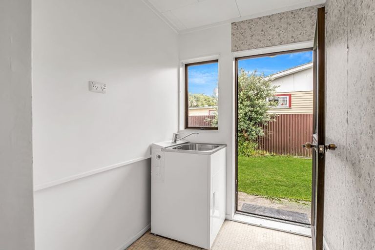 Photo of property in 11 Cornwall Street, Levin, 5510