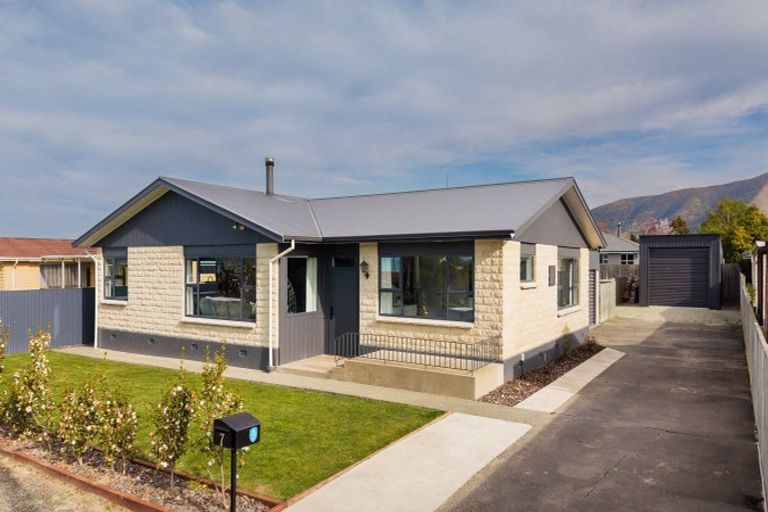 Photo of property in 7 Andrew Street, Waimate, 7924