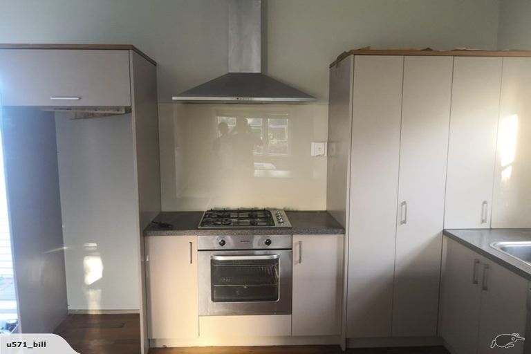 Photo of property in 23 Vincent Street, Waterloo, Lower Hutt, 5011