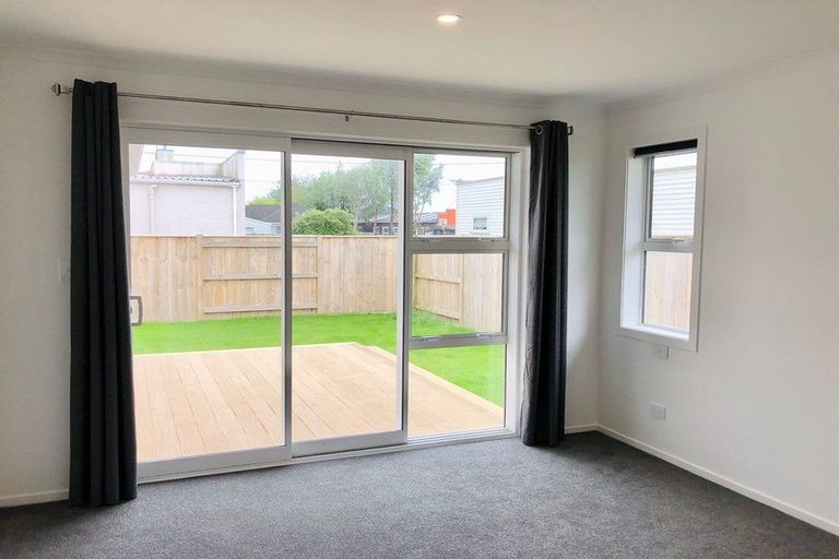 Photo of property in 19a Mckenzie Street, Levin, 5510