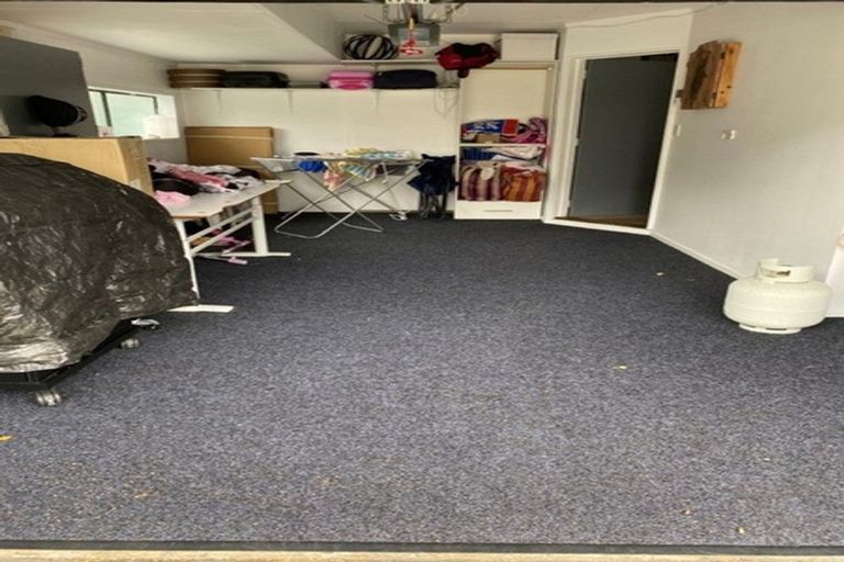 Photo of property in 17 Hutcheson Street, Sydenham, Christchurch, 8023