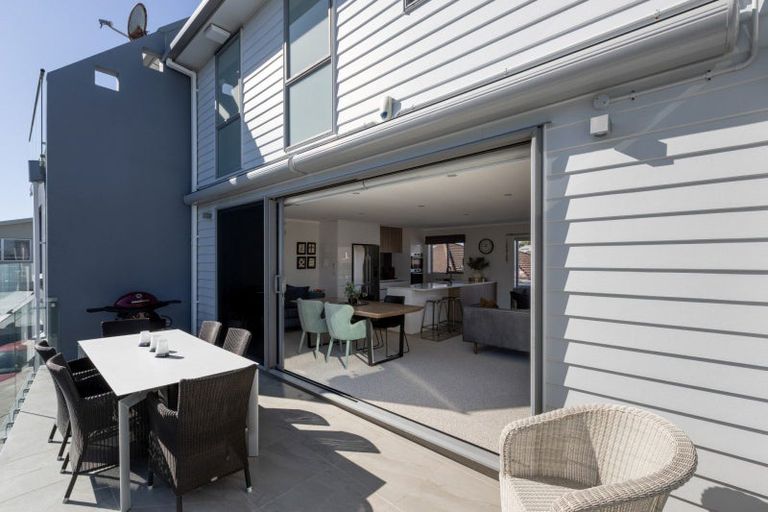 Photo of property in 369c Oceanbeach Road, Mount Maunganui, 3116