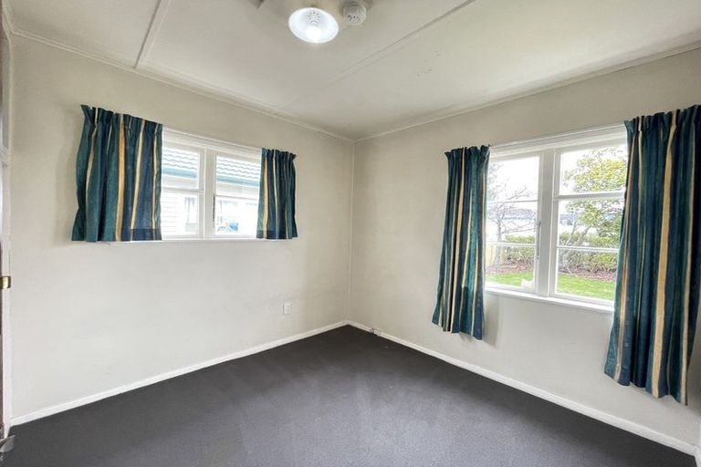Photo of property in 2/20 Epsom Road, Sockburn, Christchurch, 8042