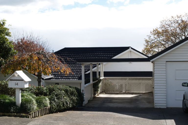 Photo of property in 14 Island View Terrace, Cockle Bay, Auckland, 2014