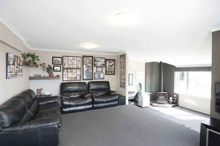 Photo of property in 1 Anne Street, Winton, 9720