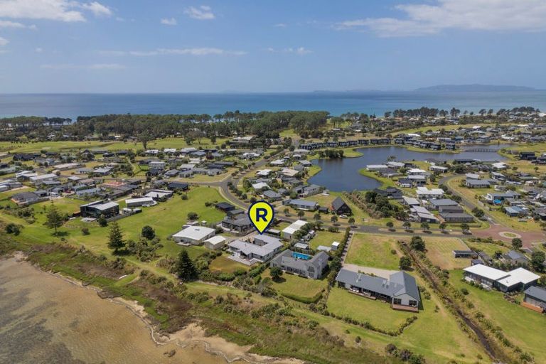 Photo of property in 132 Harbour Drive, Matarangi, Whitianga, 3592