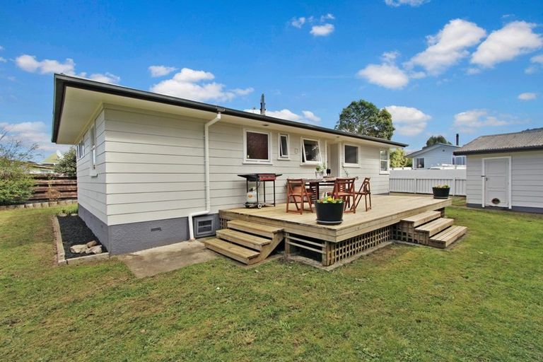 Photo of property in 77 Alison Street, Mangakakahi, Rotorua, 3015