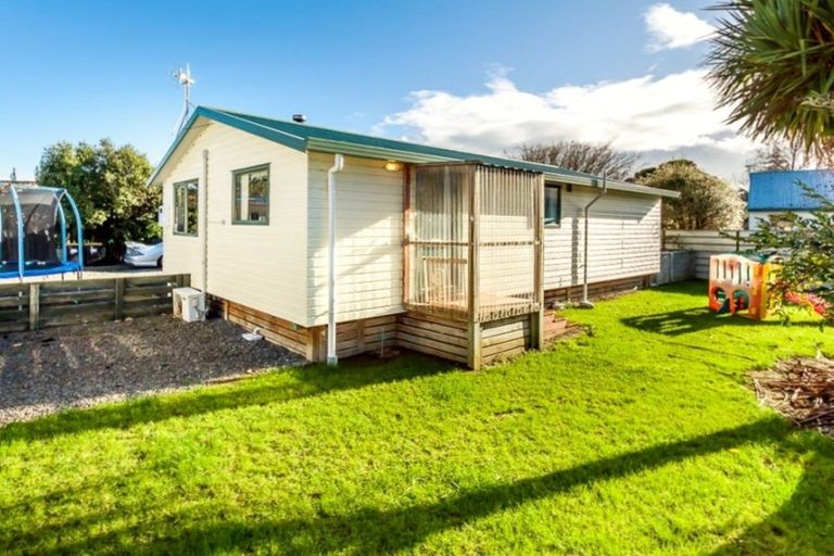Photo of property in 10 Bamfield Street, Ashhurst, 4810